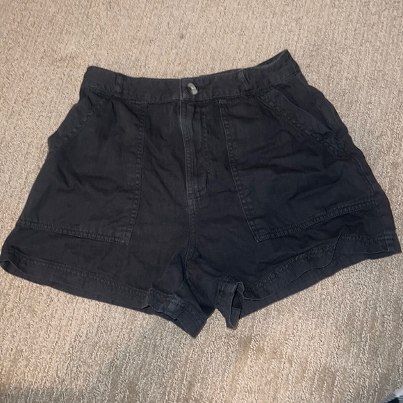 Universal Thread Pants - Universal Thread - charcoal high waisted shorts size 4